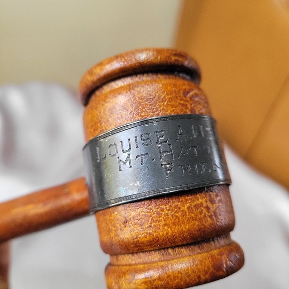 Circa "1940" Gavel Hammer Light Wood Judge Auctioneer Politician 9” L Engraved - Picture 6 of 12